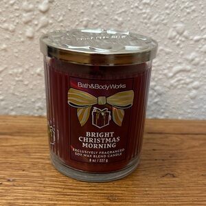 Bath & Body Works Bright Christmas Morning Red Candle - 8oz